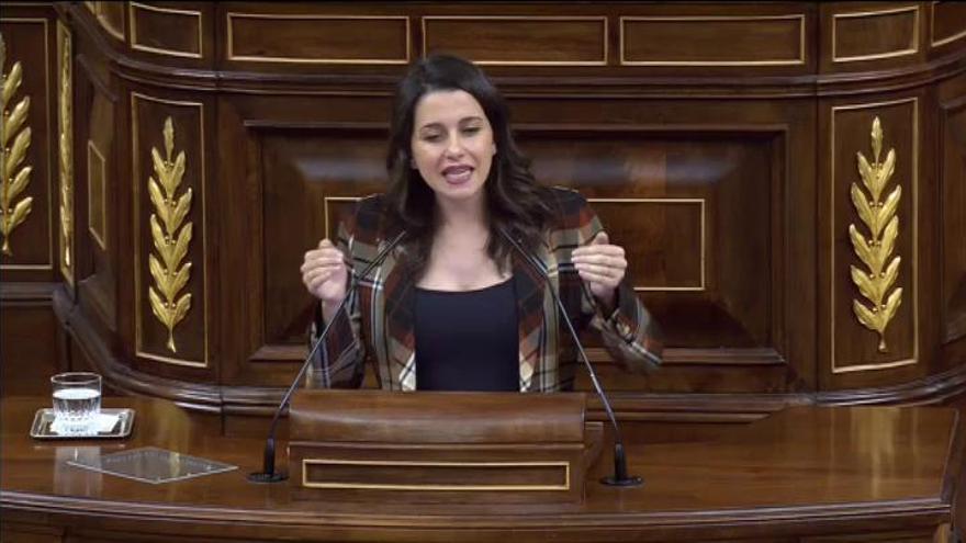 Arrimadas: "Prepárense con lo que va a quedar de España tras una legislatura de Pedro Sánchez"