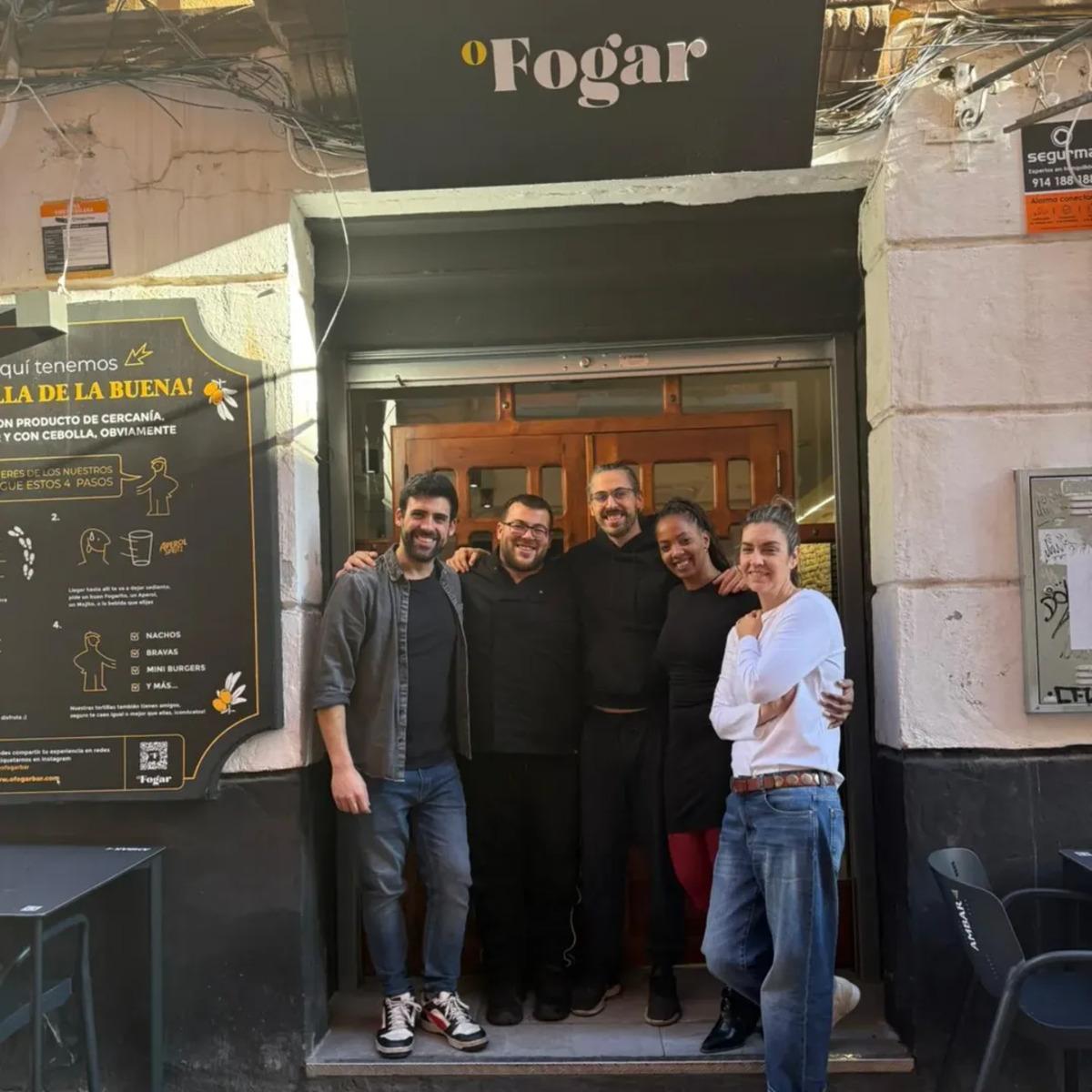 Un bar del centro de Zaragoza cierra sus puertas