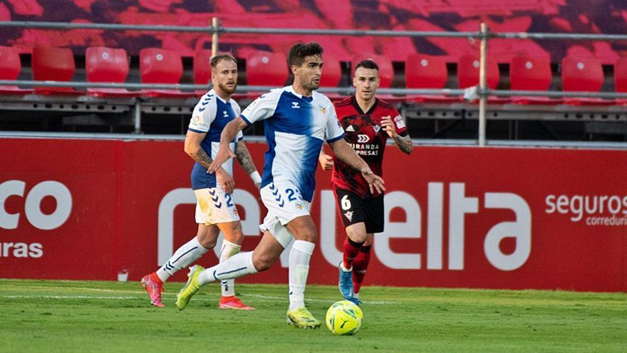 Juan Ibiza dice adiós a Segunda con el descenso del CE Sabadell