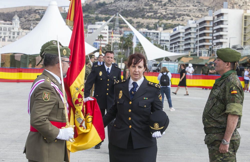 600 personas juran bandera en Alicante