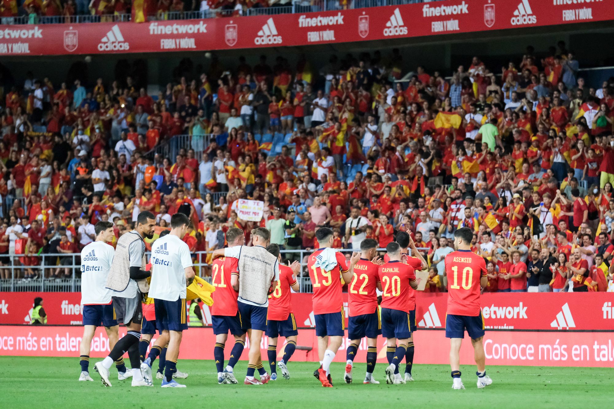 El España - República Checa en La Rosaleda, en imágenes