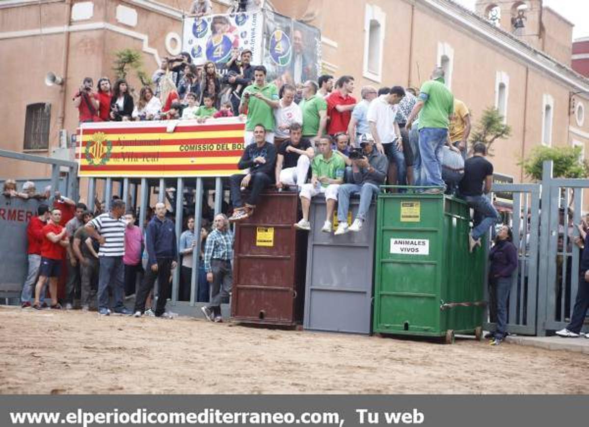 GALERÍA DE FOTOS - Fiestas de San Pascual bou al carrer