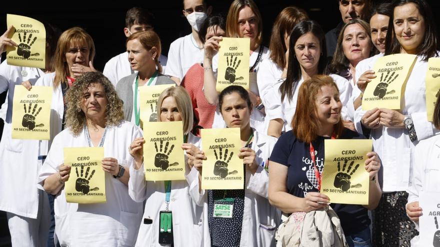 Trabajadores del área sanitaria de Vigo urgen protección ante el aumento de agresiones de pacientes y usuarios