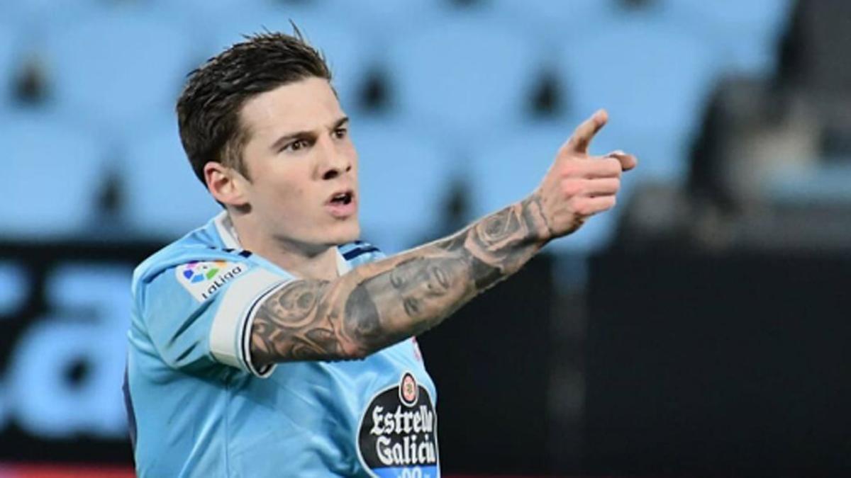 Santi Mina celebra un gol con el Celta