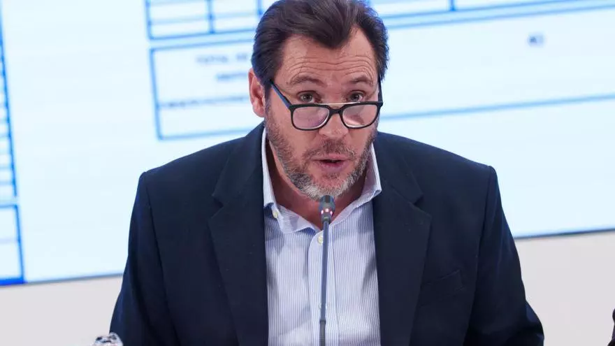 Puente dice que no teme ser cesado por Sánchez tras el accidente de Adamuz: "Mi puesto está a su disposición siempre"