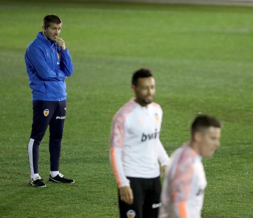 Entrenamiento del Valencia CF antes del Vila-real.