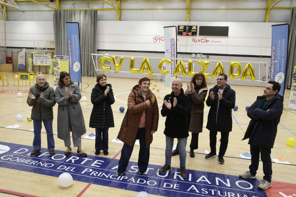 Gijón. Presentación de escuelas deportivas y equipos 2025/26 del CV La Calzada y 40 aniversario.