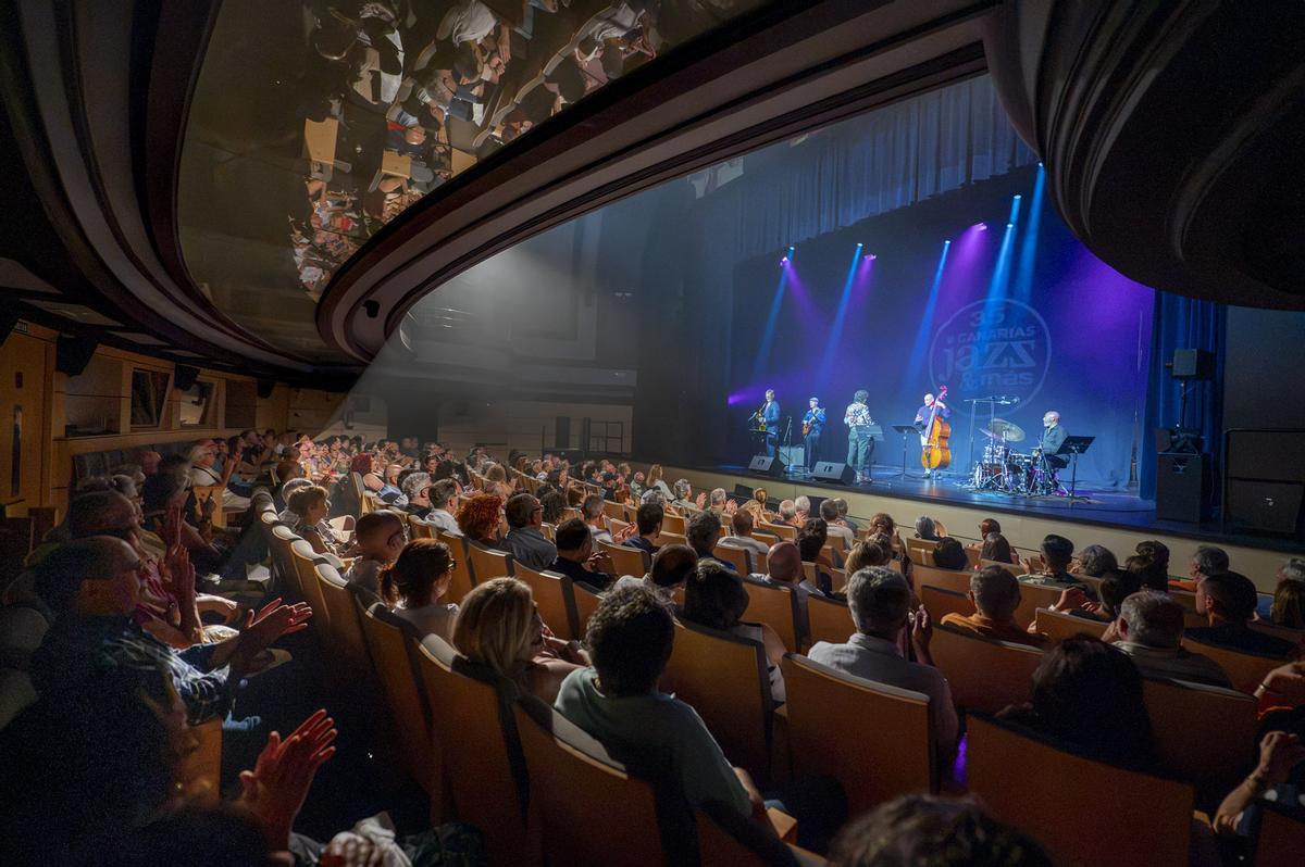 Canarias Jazz & Más encara su tercera semana con Marco Mezquida, José James y Carlos Meneses