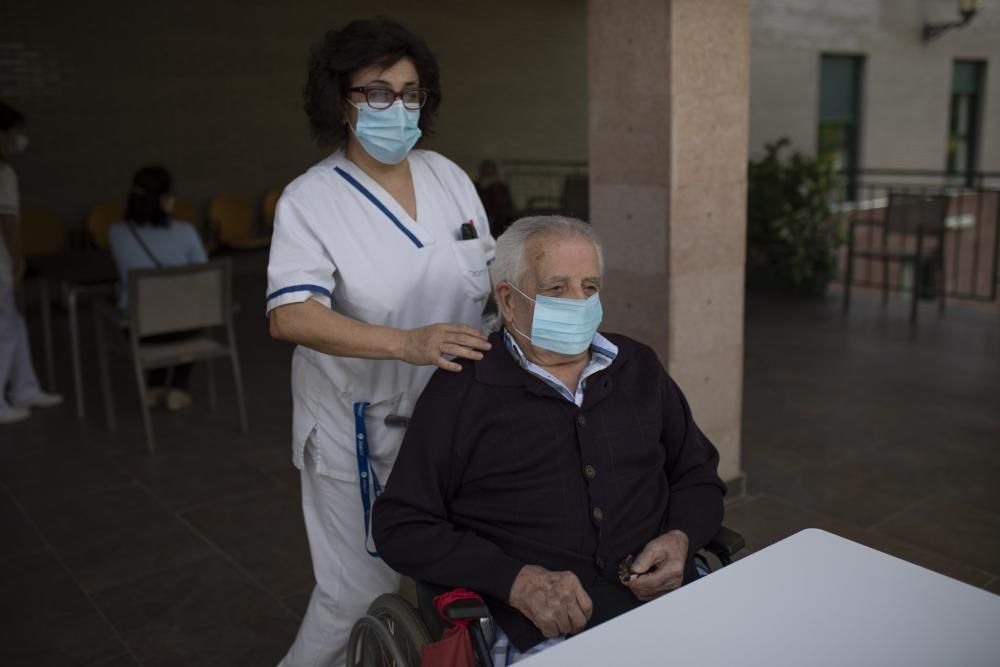 Desescalada en Zamora | Reencuentros en las residencia de mayores tras 90 días de separación