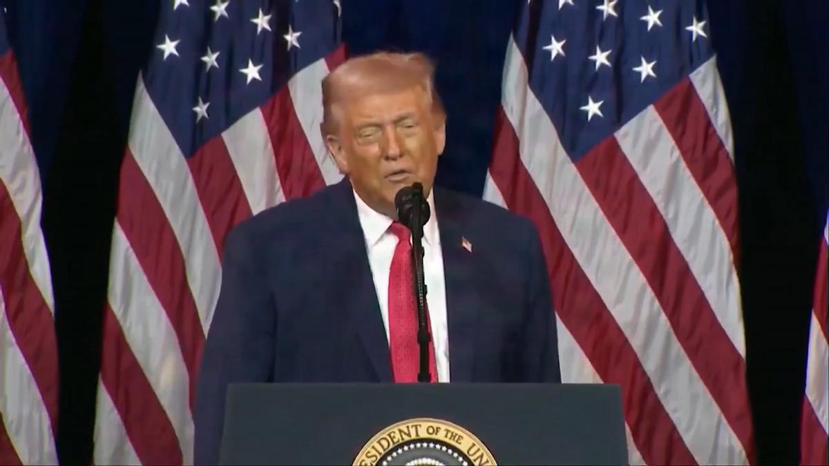 Trump dice que Maduro intentaba imitarlo con sus bailes y se burla de él