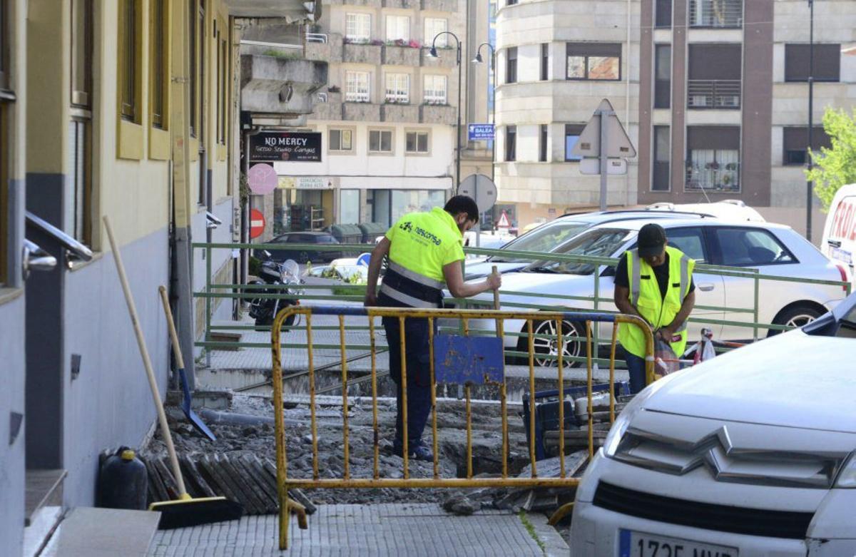 Fin de obra en Rúa da Estrela y mejoras en las aceras urbanas | G. NÚÑEZ