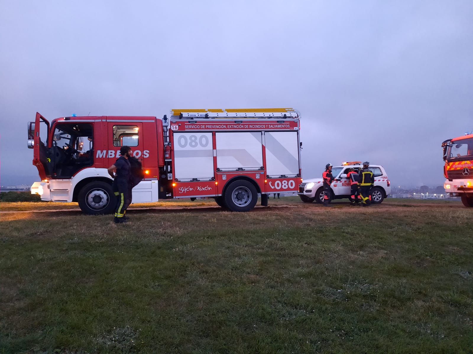 El amplio operativo de rescate en el Cerro de Santa Catalina, en imágenes