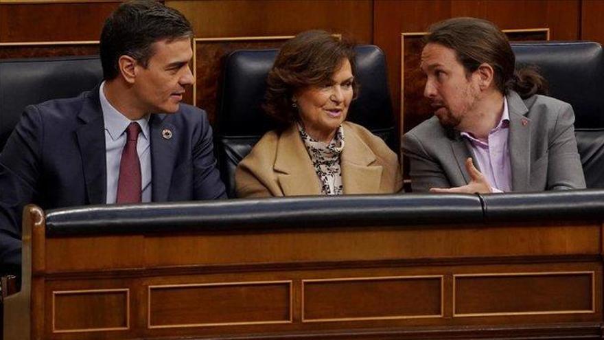 Iglesias aplaude a Felipe VI pero los diputados morados no