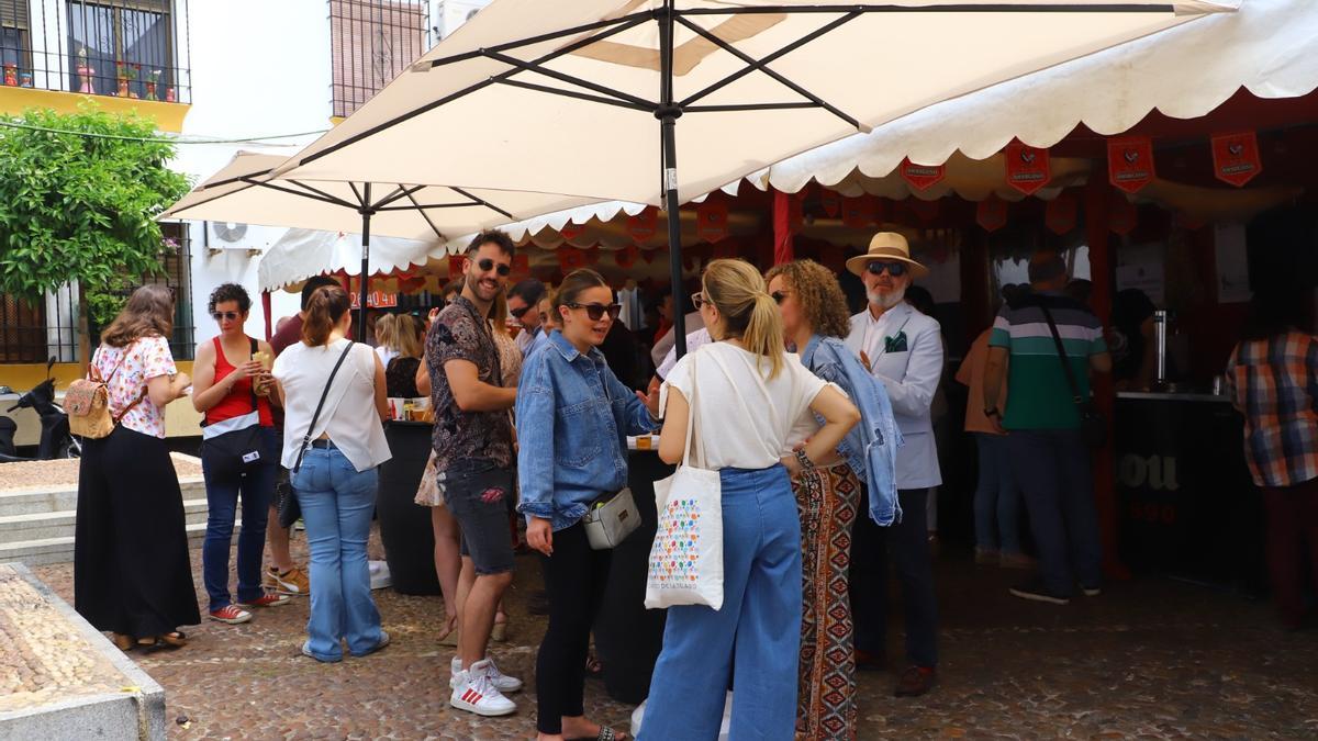 Ambiente en la cruz del Nazareno.