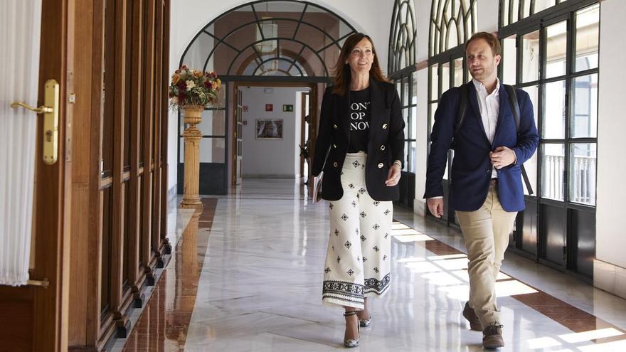 PP y Vox devuelven al Parlamento andaluz en año electoral el fraude de los cursos y los prostíbulos
