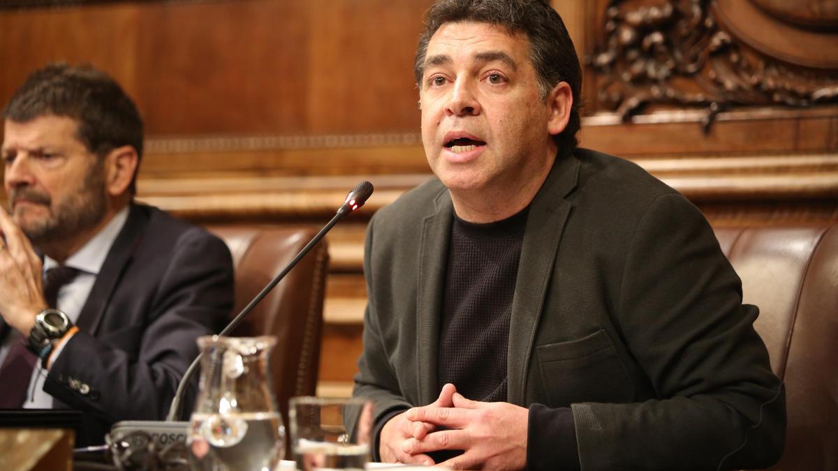 David Bondia, en febrero de 2023, durante la presentación de un informe ante la corporación municipal.