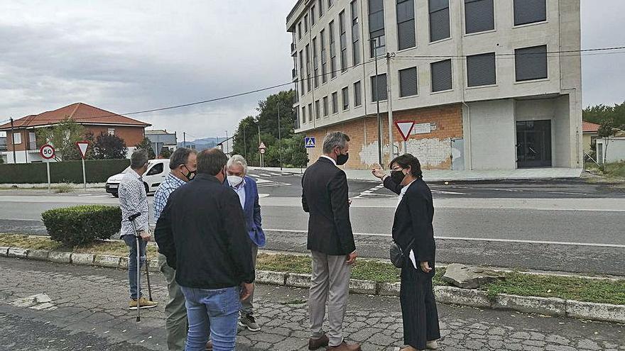 Estado de la carretera a su paso por Xinzo.   | // FDV