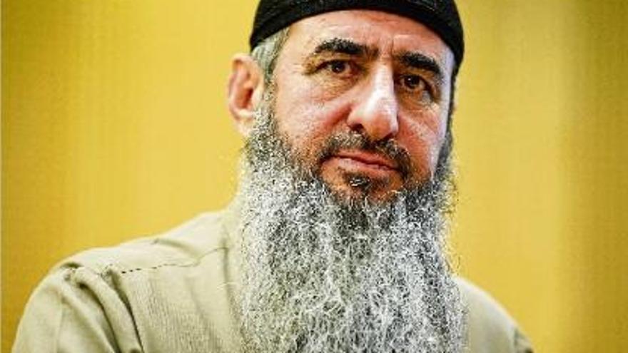 El mul·là Krekar, en una foto recent en una compareixença davant un tribunal a Noruega.