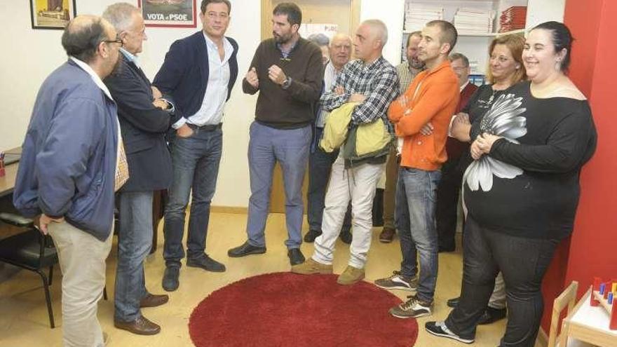 El PSOE regresa al centro de Arteixo con una nueva sede en Ría de Ferrol