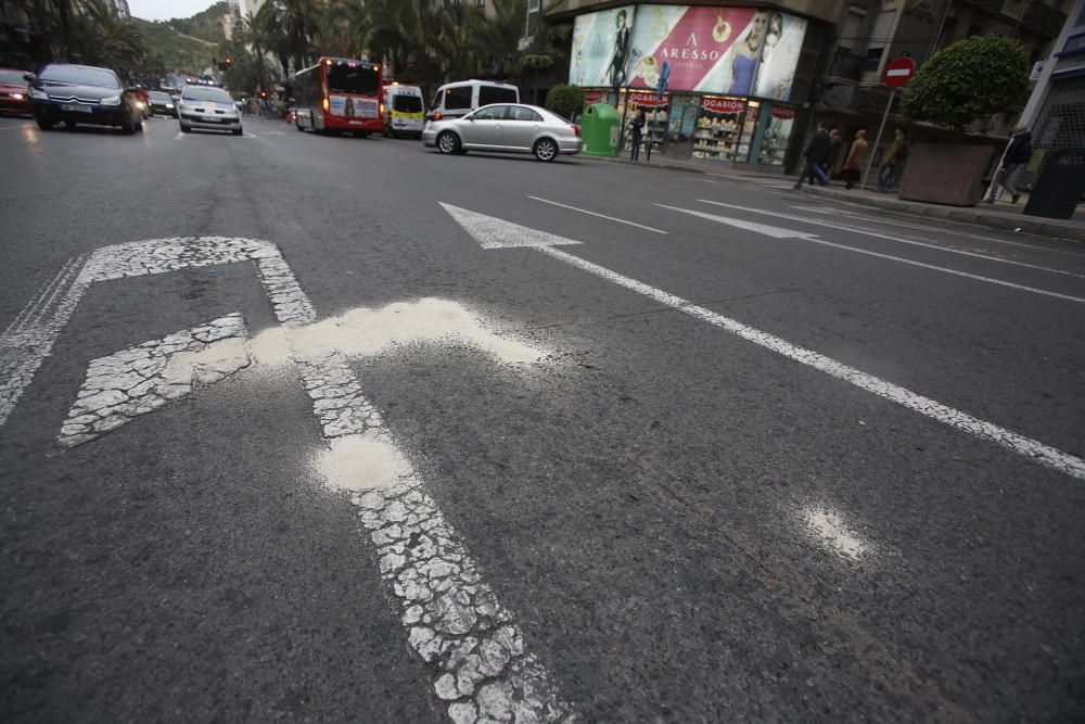 Un herido grave al ser atropellado en Alicante por una moto que se dio a la fuga