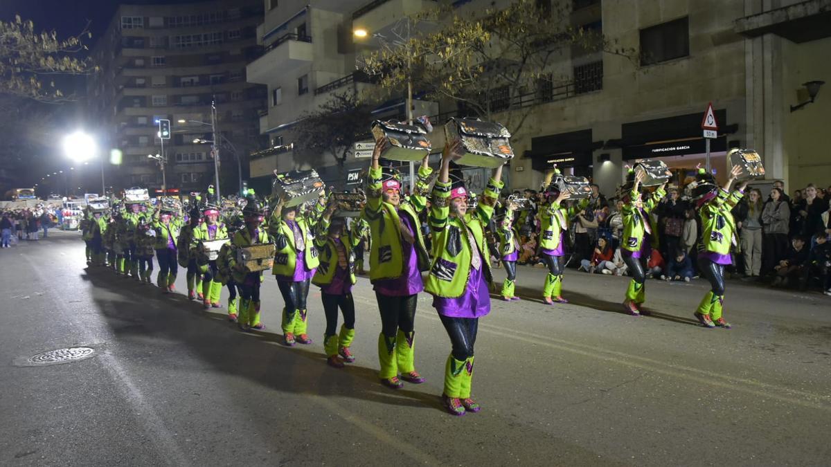 GALERÍA | Mira el desfile de comparsas infantiles de Badajoz