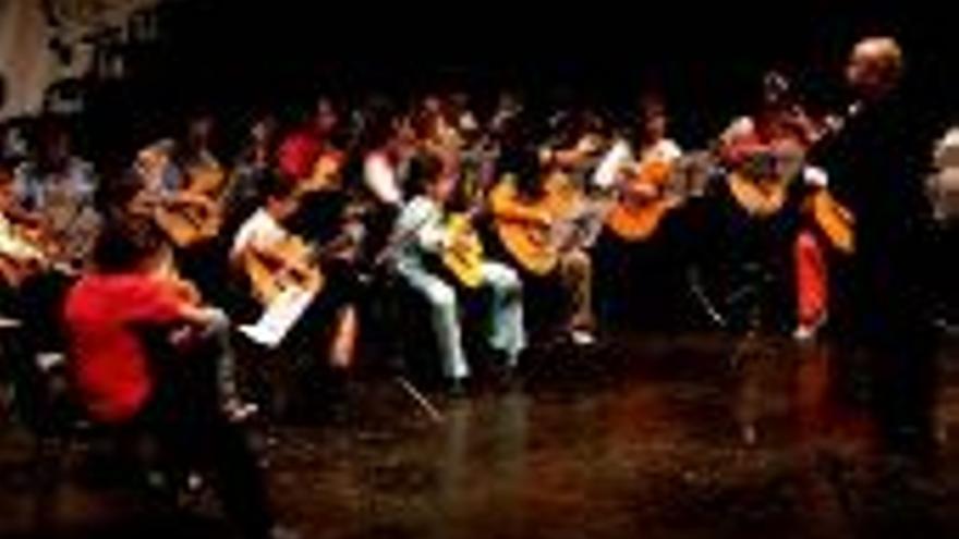 Un recital clausura las escuelas de música