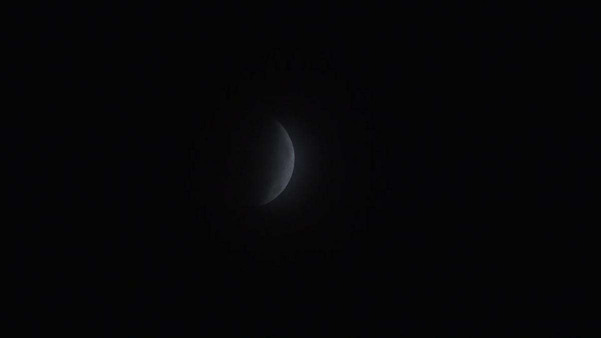 El eclipse lunar parcial, visto desde Barcelona
