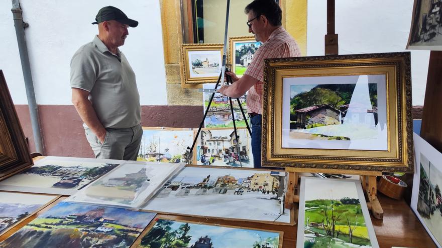 Éxito de público de la Feria de la Acuarela, que se consolida en Villaviciosa
