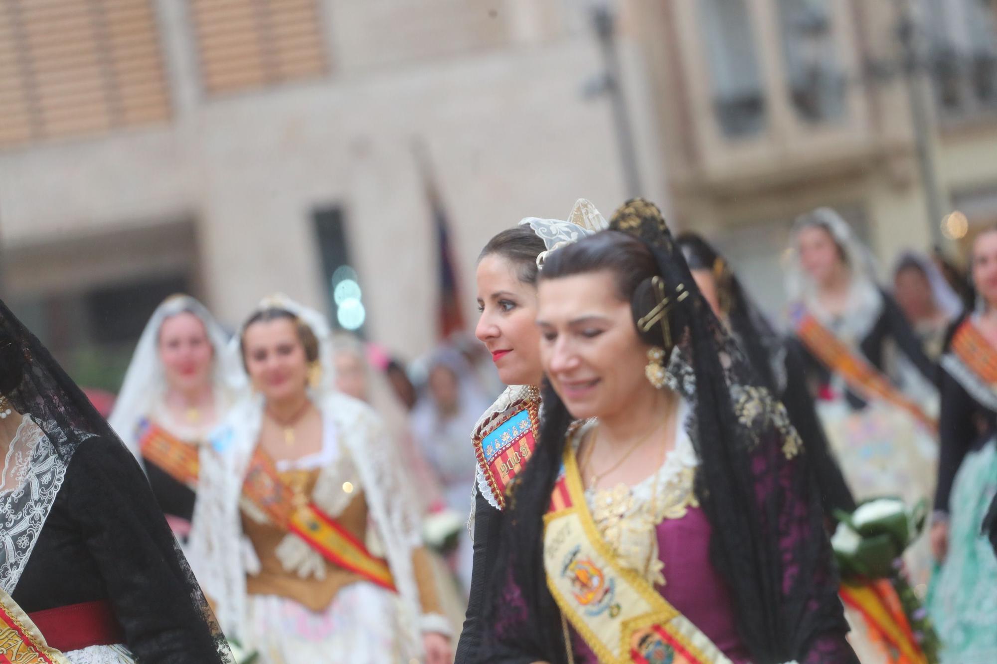 Búscate en el primer día de ofrenda por la calle de la Paz (entre las 18:00 a las 19:00 horas)