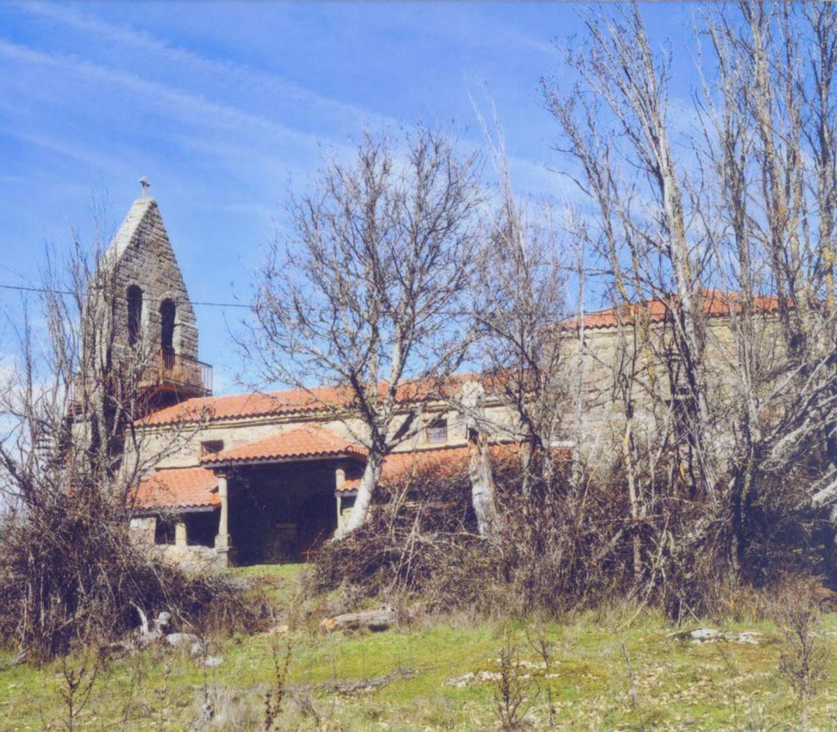 Valdemerilla (La Carballeda) Modesta pero grata localidad, dispersa entre prados y arboledas