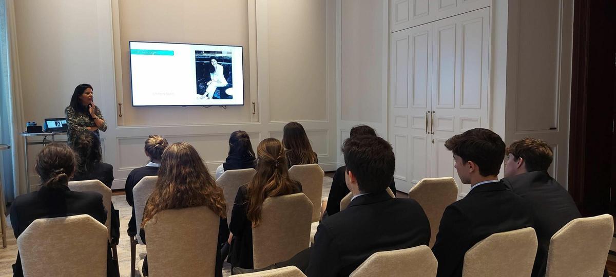 Alumnos en una de las aulas del Runnymede College