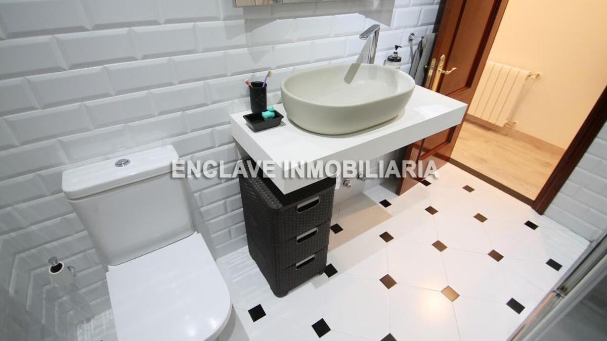 Baño piso Oviedo (1)