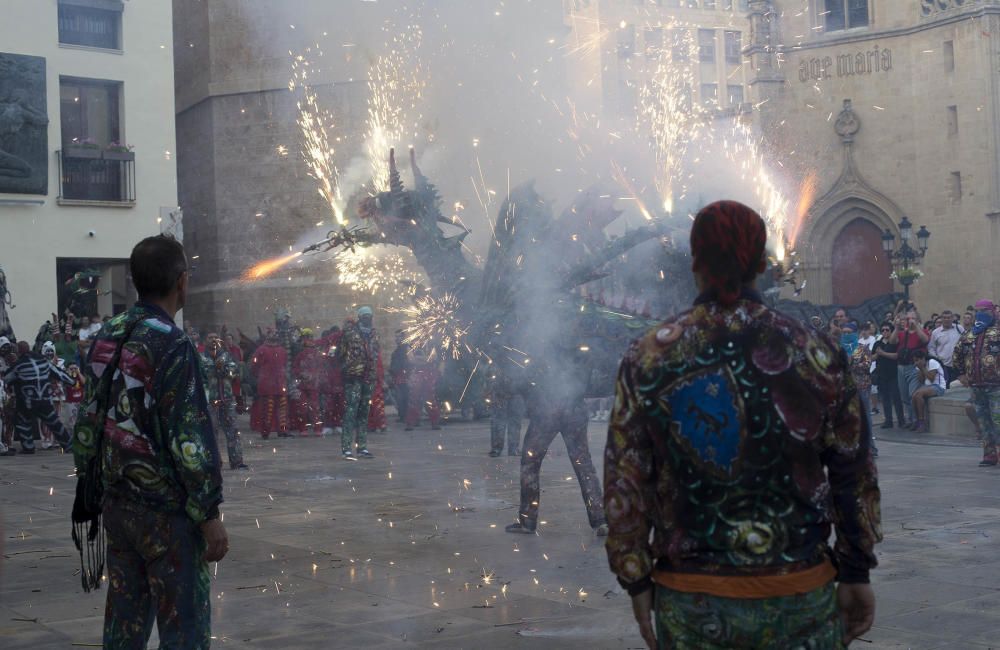 "Les bèsties del foc' invaden Castelló