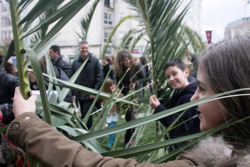 Semana Santa en A Estrada 2016 | El Domingo de Ramos gana fieles en A Estrada