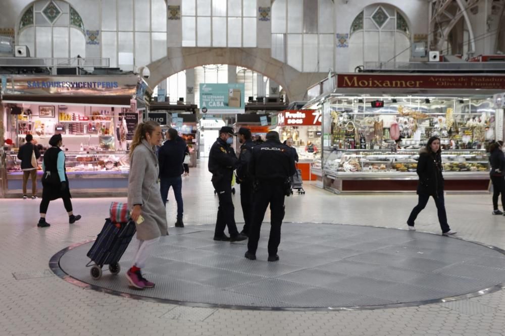 Multa al Mercado Central por no usar guantes ni mascarillas en la crisis del coronavirus