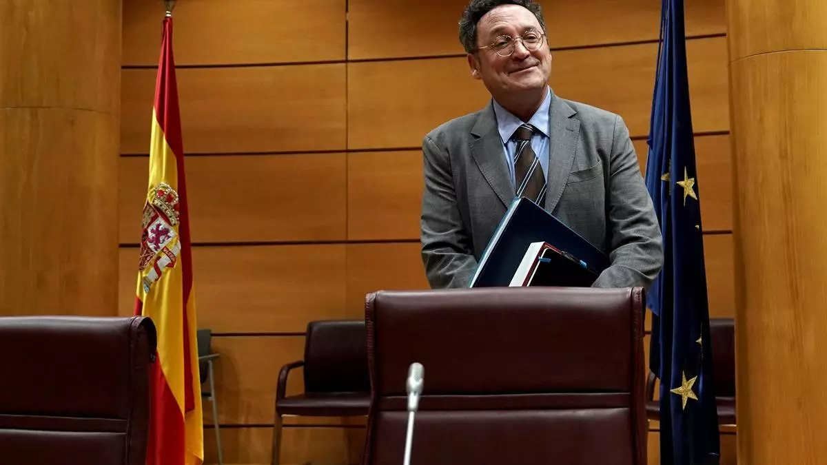 El juez del Supremo rechaza practicar más pruebas sobre los dispositivos del fiscal general y acerca la decisión sobre su procesamiento