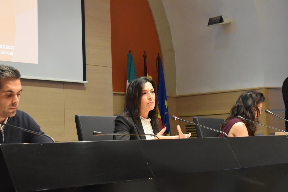 Esther Gutiérrez.
