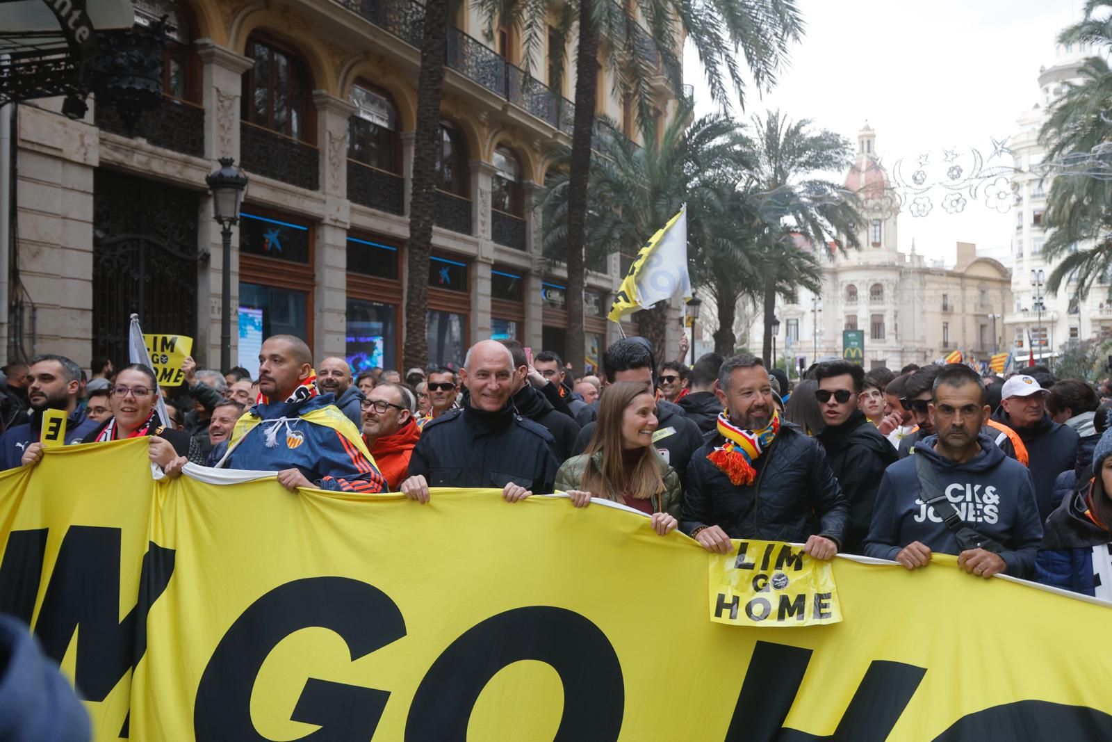 Galería: El valencianismo vuelve a manifestarse para la marcha de Lim