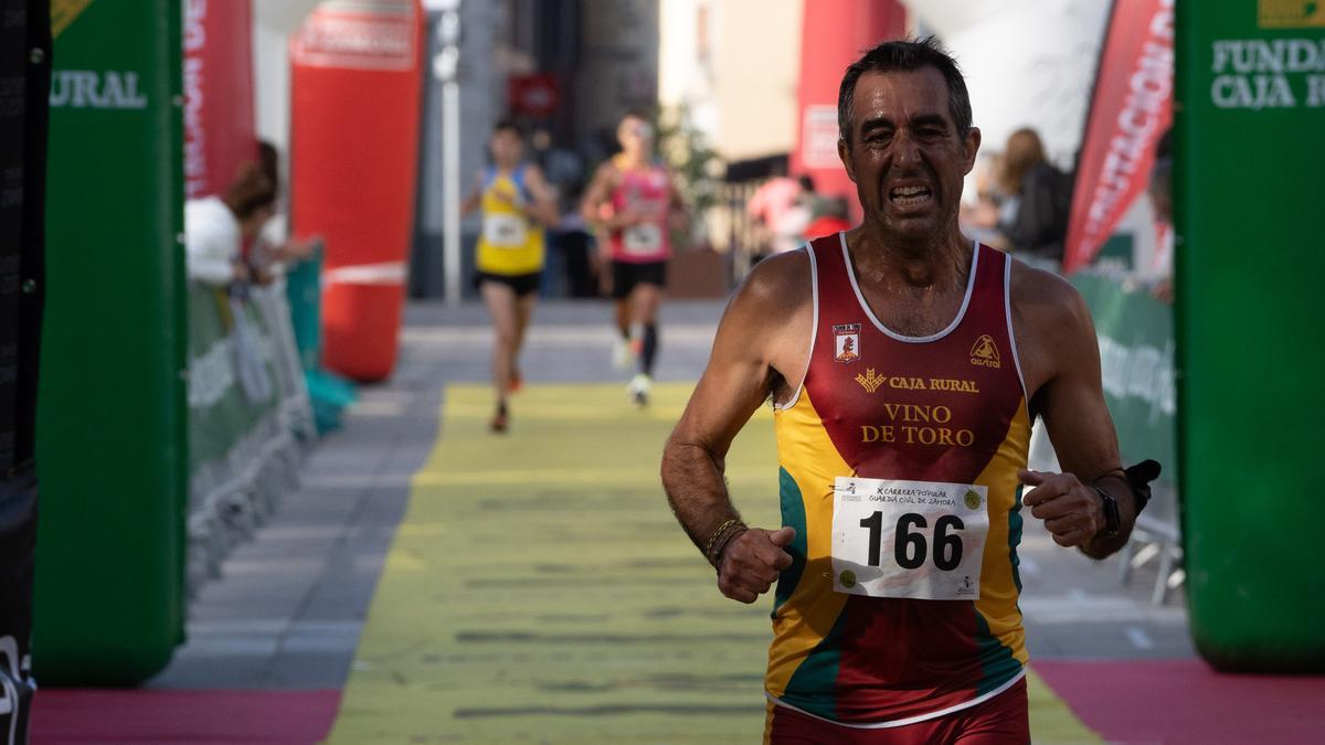 GALERÍA | La carrera de la Guardia Civil de Zamora vuelve a latir