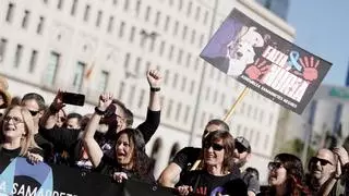Funcionarios de prisiones protestan en Madrid por la falta de dimisiones tras el asesinato de la cocinera en Tarragona