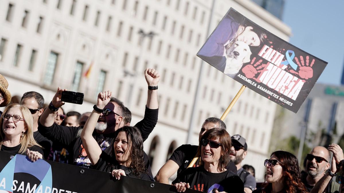 Manifestación en Madrid de funcionarios de prisiones por la muerte de Nuria López