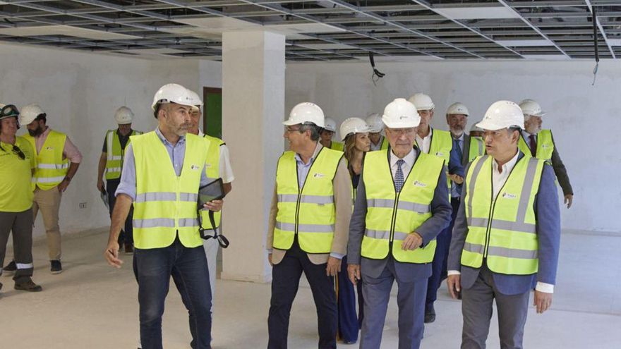 Visita, ayer, a las obras de la nueva sede del 112.