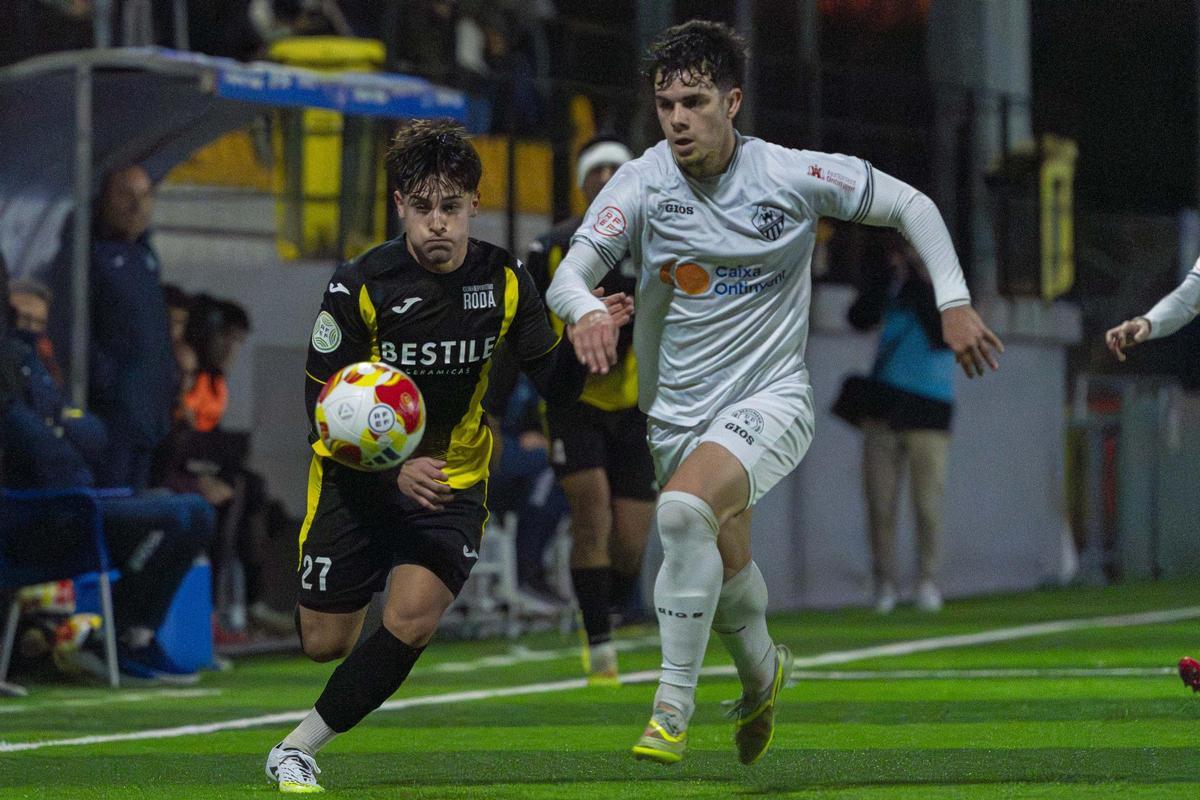El Ontinyent en el partido del pasado miércoles contra el Roda, aplazado en su día por alerta meteorológica.