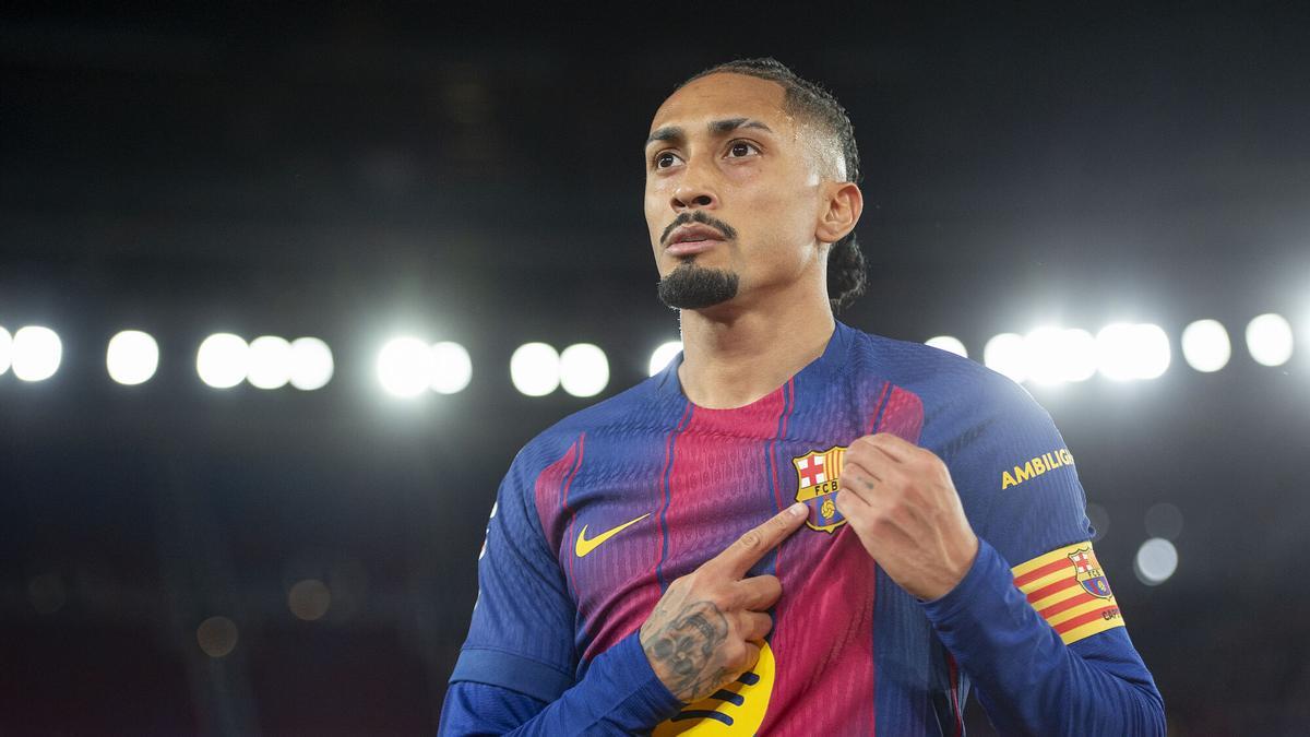 Raphinha tras anotar el gol del empate durante el partido de liga entre el FC Barcelona y el Atlético de Madrid en el Spotify Camp Nou