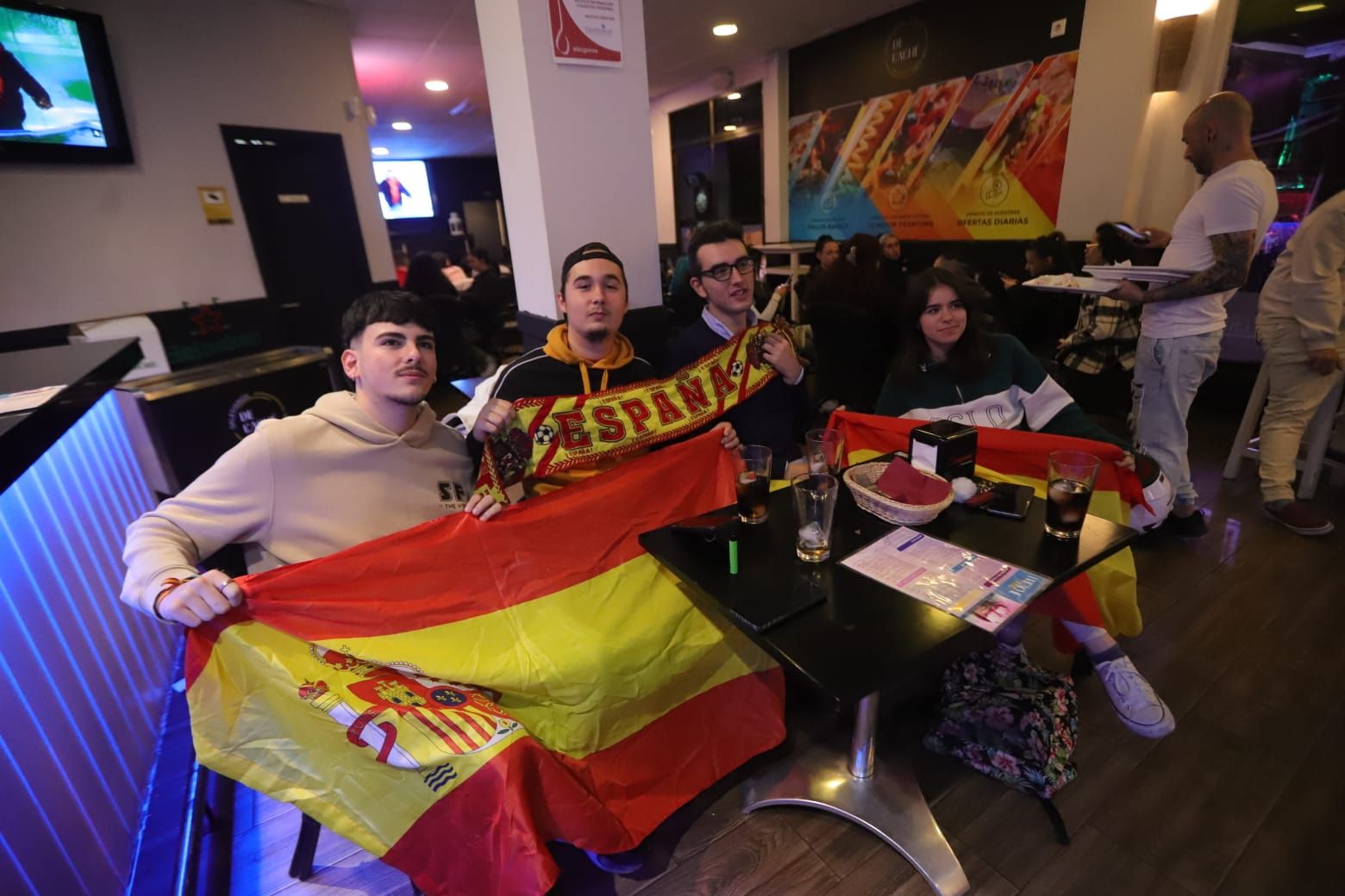 Las imágenes en Córdoba del España-Alemania del Mundial