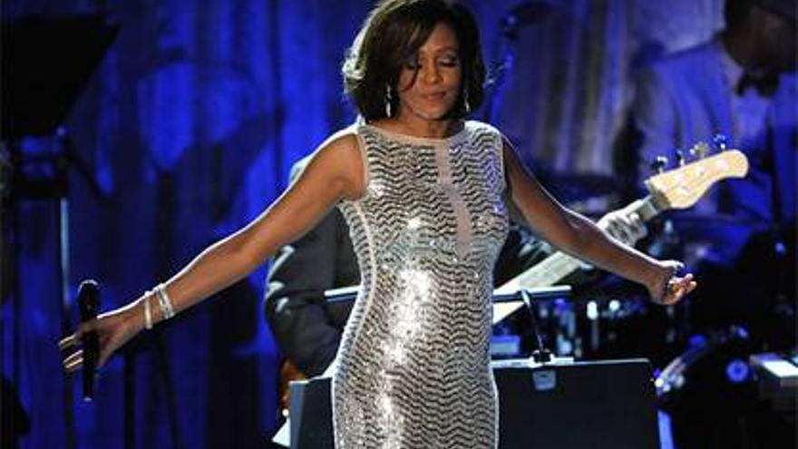 Whitney Houston fallece a los 48 años