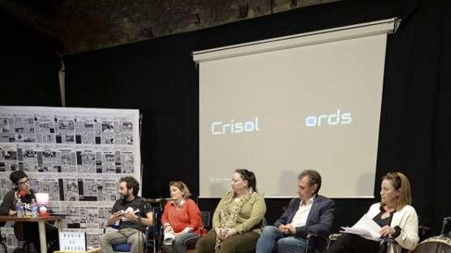 Por la izquierda, César Fidalgo, Conchita Artime, Marta Fernández, Jorge Suárez y María José Romero, ayer, en el Instituto de Luanco.