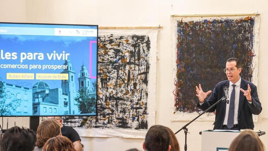  a comerciantes y emprendedores las ayudas para revitalizar el casco antiguo en Elda