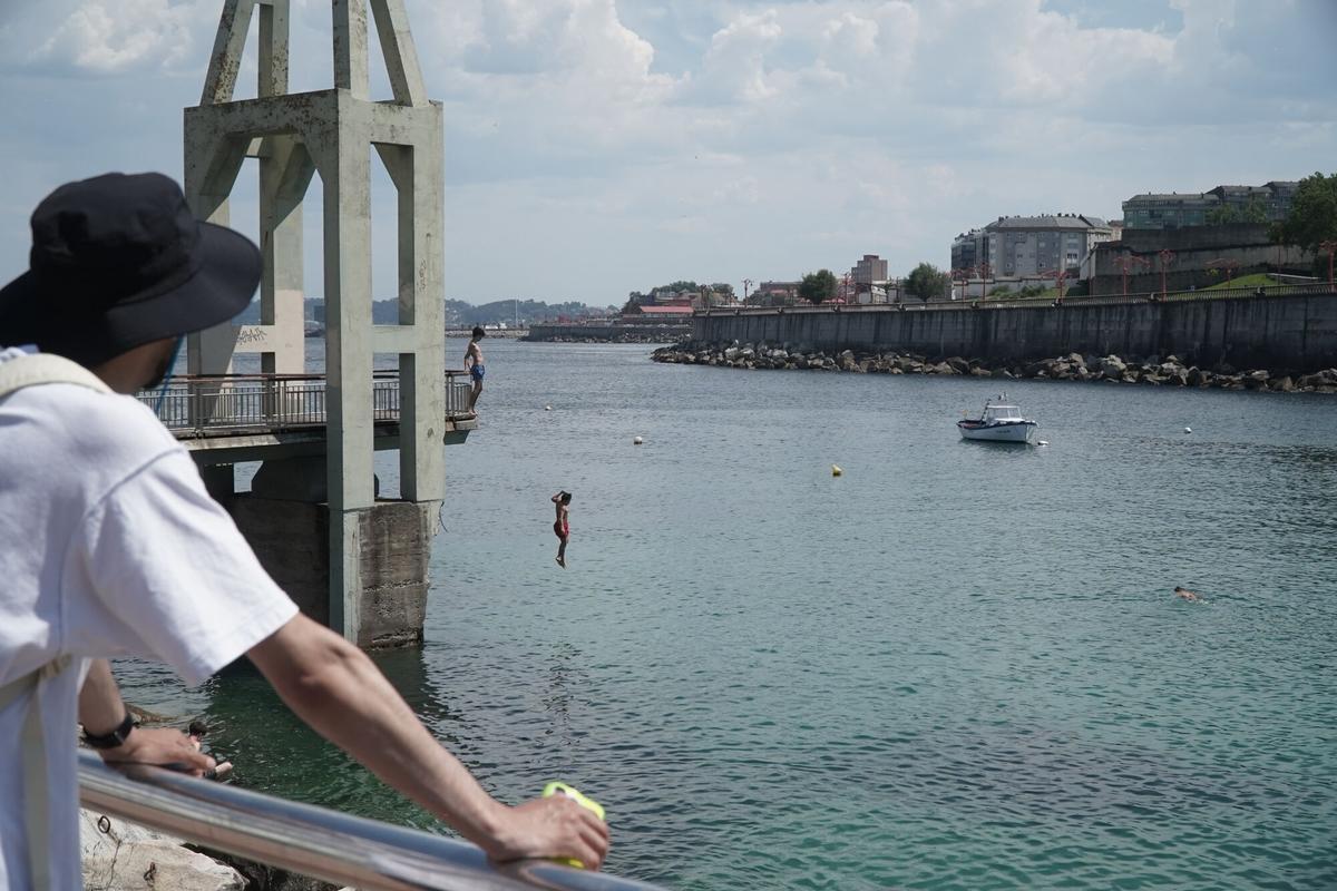 A Coruña marcó su récord de temperatura en un mes de junio con 35,7 grados. A Coruña marcó su récord de temperatura en un mes de junio con 35,7 grados.