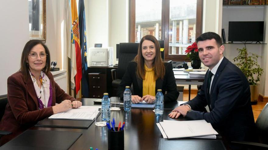 La consellería estudia vías para el desarrollo rural en A Estrada